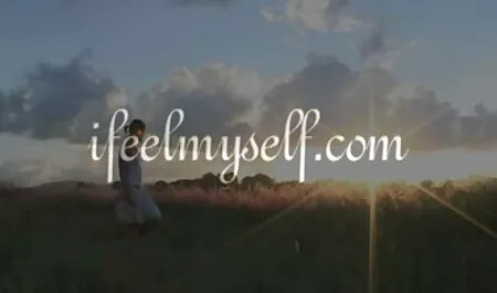نیمفو یک پسر را در عکس کس وکیر سکسی یک ماشین گرفتار می کند.