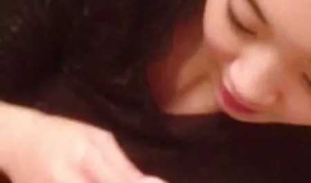این زوج در حمام رابطه جنسی دارند. فیلم سکس کردی